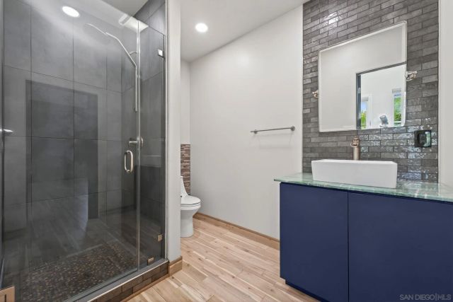 6706 Avenida Mañana St, La Jolla, CA 92037