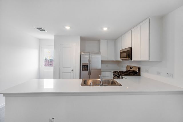 15016 Reyes Road, Fort Worth, TX 76052