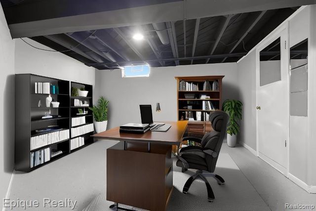 12801 Sterling Court, Oak Park, MI 48237