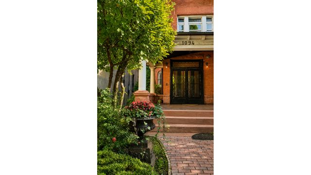 1094 PARK Place, New York City, NY 11213