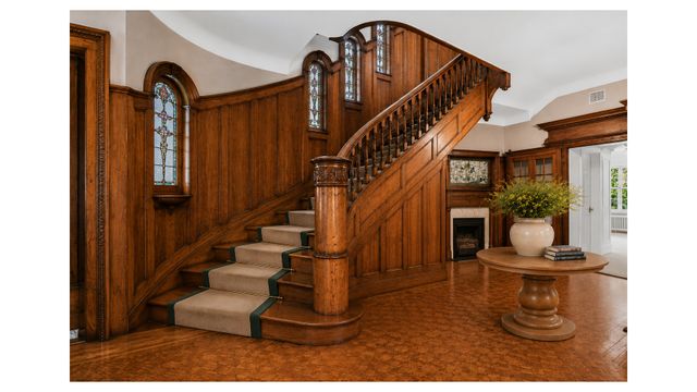 1094 PARK Place, New York City, NY 11213