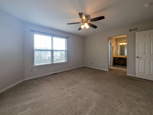 495 BERKSHIRE DR, Souderton, PA 18964