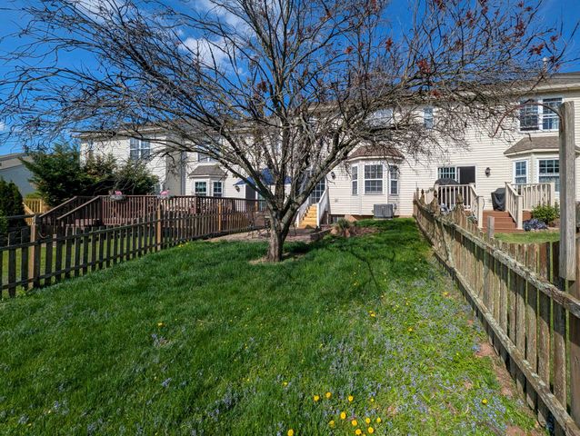 495 BERKSHIRE DR, Souderton, PA 18964