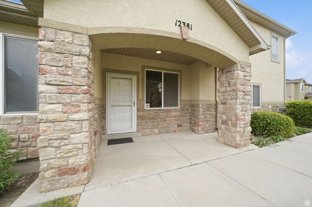 12381 S STOCKADE LN, Herriman, UT 84096