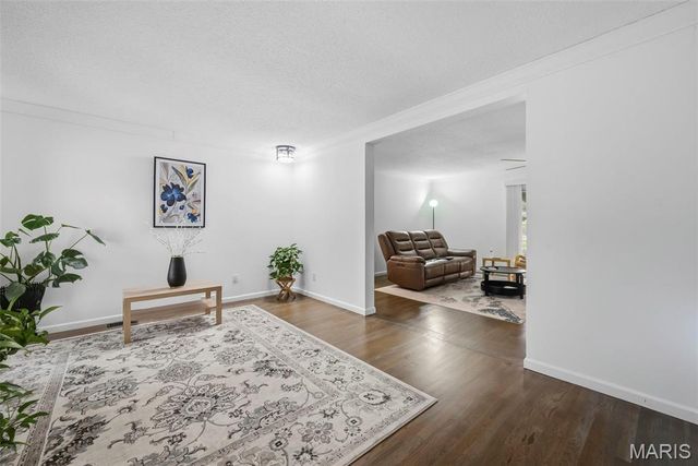 1018 Van Dyke Drive, Manchester, MO 63011