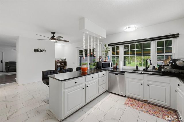 1018 Van Dyke Drive, Manchester, MO 63011