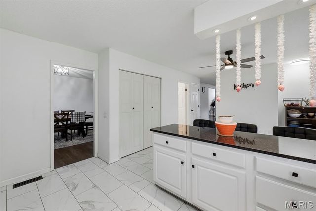 1018 Van Dyke Drive, Manchester, MO 63011
