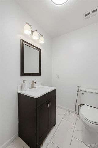 1018 Van Dyke Drive, Manchester, MO 63011