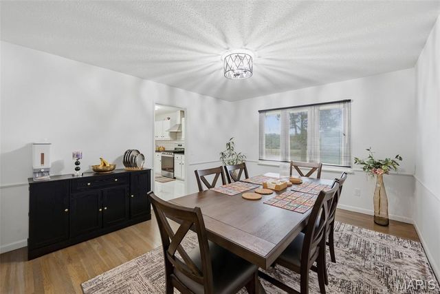 1018 Van Dyke Drive, Manchester, MO 63011