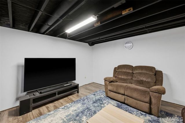 1018 Van Dyke Drive, Manchester, MO 63011