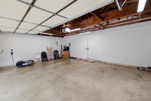 1018 Van Dyke Drive, Manchester, MO 63011