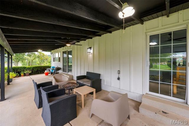 1018 Van Dyke Drive, Manchester, MO 63011