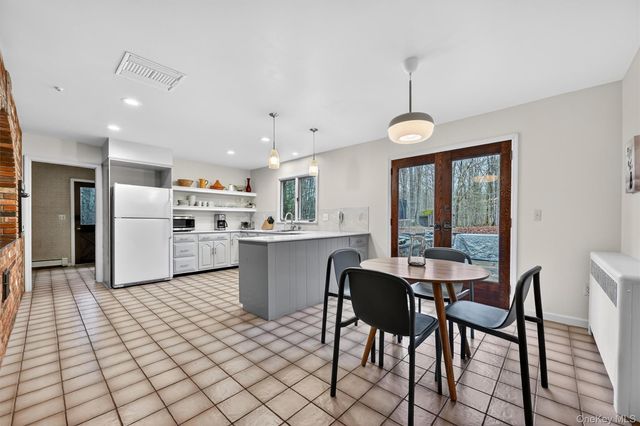 125 Post Hill Road, Mountain Dale, NY 12763