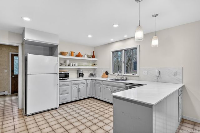 125 Post Hill Road, Mountain Dale, NY 12763