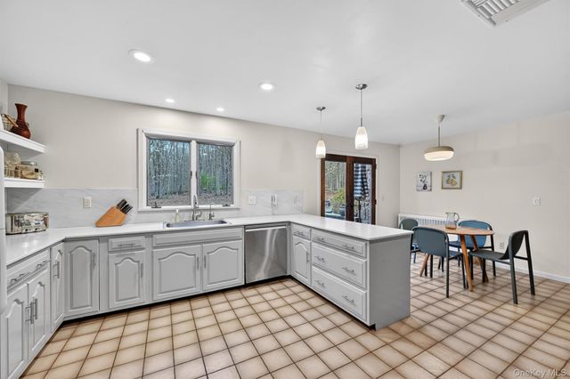 125 Post Hill Road, Mountain Dale, NY 12763