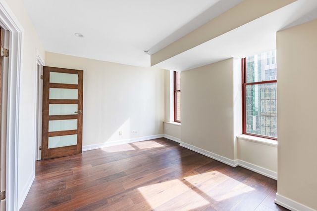 40 E 9th Street 1804, Chicago, IL 60605