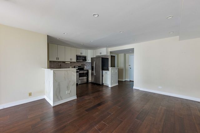 40 E 9th Street 1804, Chicago, IL 60605