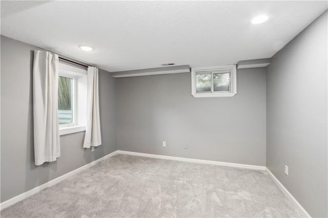 701 W 91st Street, Kansas City, MO 64114