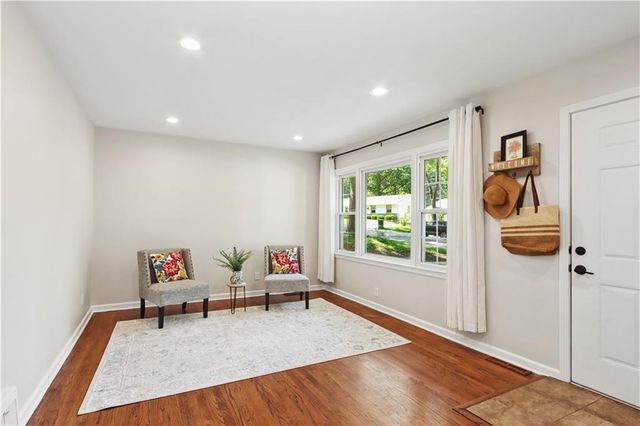 701 W 91st Street, Kansas City, MO 64114