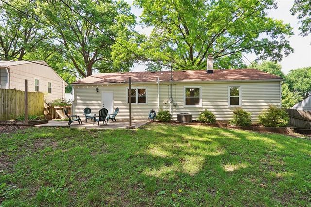 701 W 91st Street, Kansas City, MO 64114