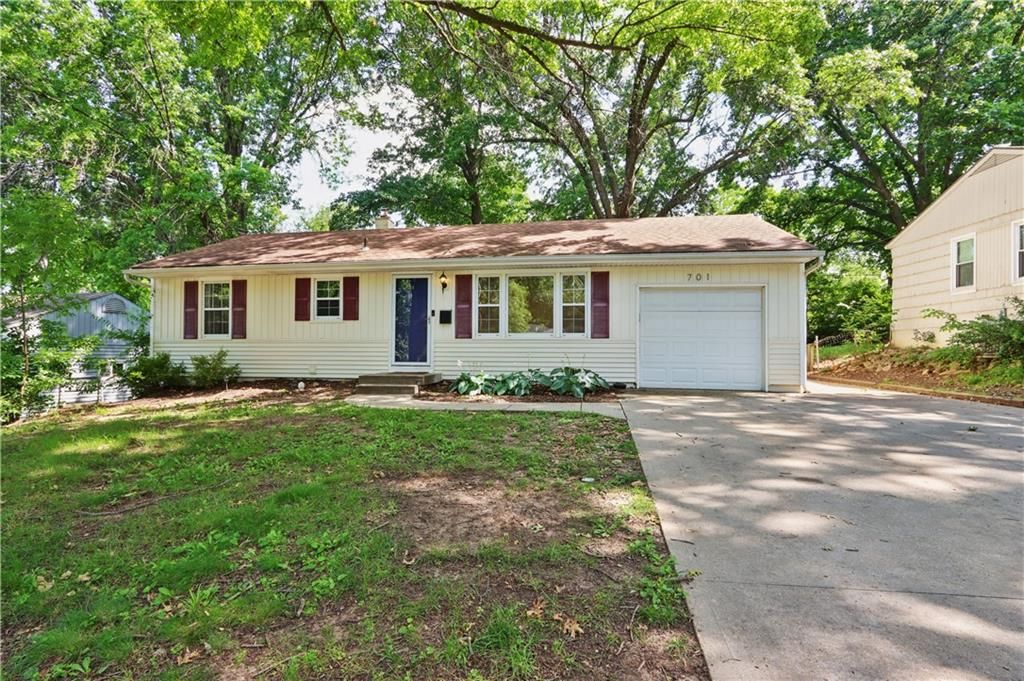 701 W 91st Street, Kansas City, MO 64114