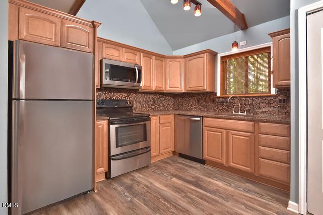 8 Tiffany Place, Durham, NC 27705