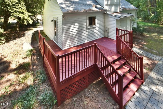 8 Tiffany Place, Durham, NC 27705