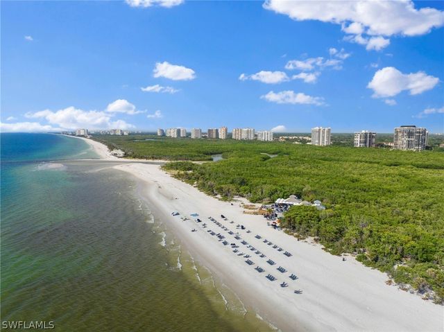 5555 Heron Point DR 302, Naples, FL 34108