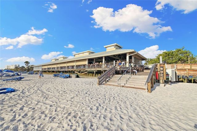 5555 Heron Point DR 302, Naples, FL 34108