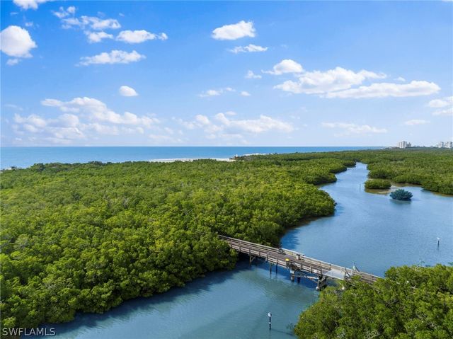 5555 Heron Point DR 302, Naples, FL 34108