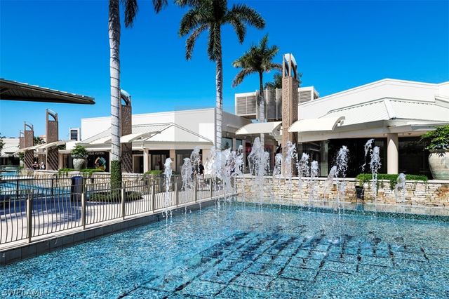 5555 Heron Point DR 302, Naples, FL 34108