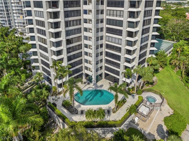 5555 Heron Point DR 302, Naples, FL 34108