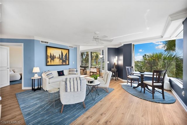 5555 Heron Point DR 302, Naples, FL 34108