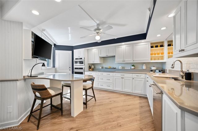 5555 Heron Point DR 302, Naples, FL 34108