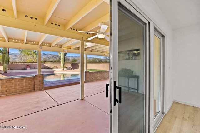 10631 E Rusty Spur Drive, Tucson, AZ 85749