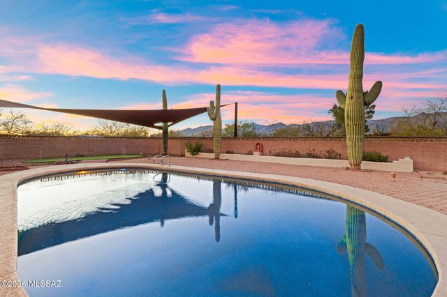 10631 E Rusty Spur Drive, Tucson, AZ 85749