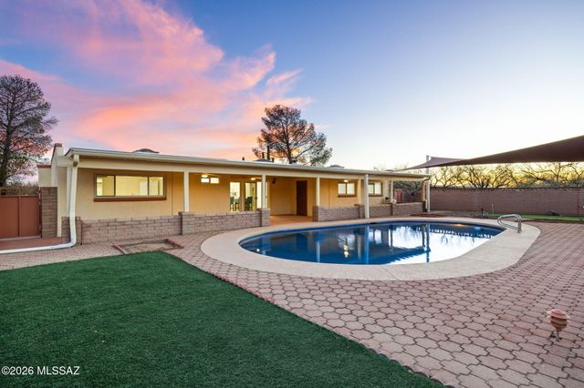 10631 E Rusty Spur Drive, Tucson, AZ 85749