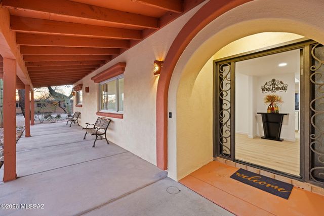 10631 E Rusty Spur Drive, Tucson, AZ 85749