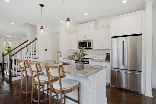 3008 Sassafras Ln, Thompsons Station, TN 37179