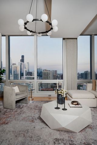 500 W Superior Street 2401, Chicago, IL 60654