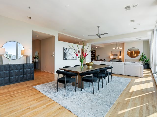 500 W Superior Street 2401, Chicago, IL 60654