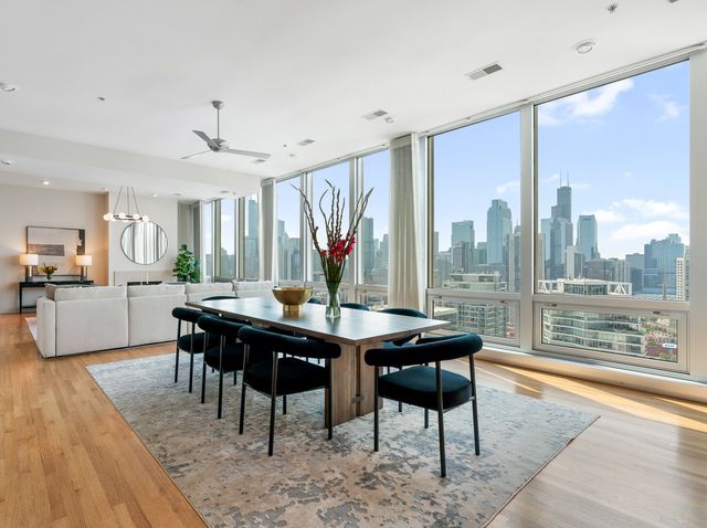500 W Superior Street 2401, Chicago, IL 60654