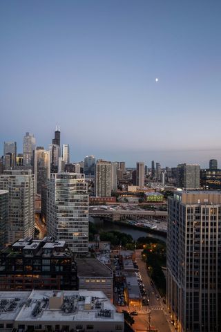 500 W Superior Street 2401, Chicago, IL 60654