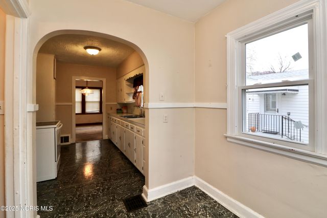 3334 Thelma Drive, Toledo, OH 43613