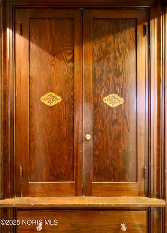 3334 Thelma Drive, Toledo, OH 43613