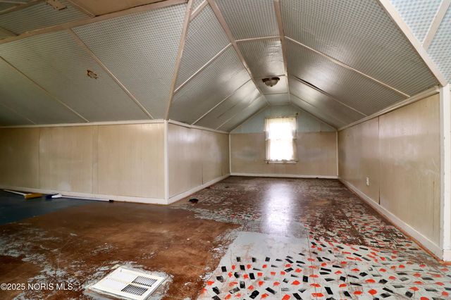 3334 Thelma Drive, Toledo, OH 43613