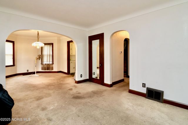 3334 Thelma Drive, Toledo, OH 43613