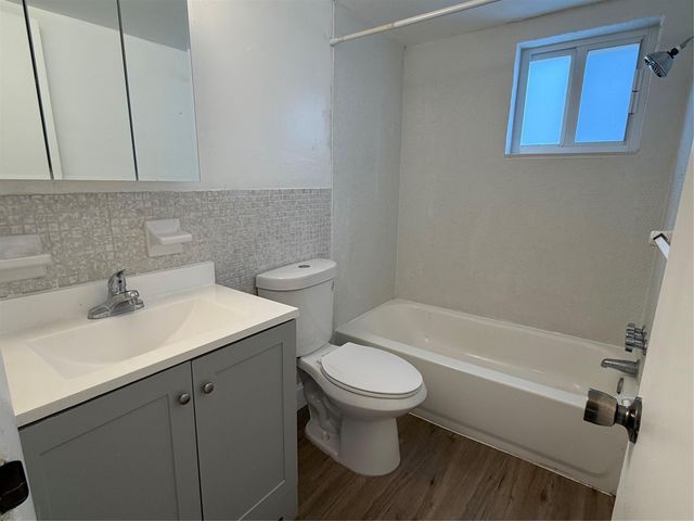 1857 Jefferson Street 205, Hollywood, FL 33020