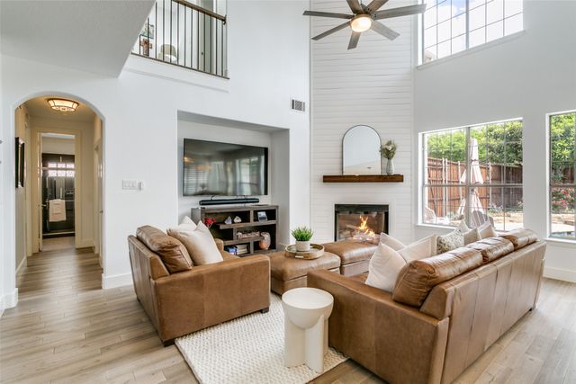 7409 Sugar Maple Drive, Irving, TX 75063