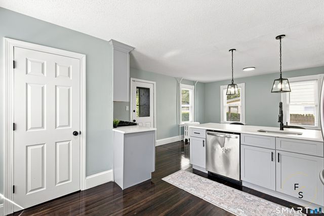 100 Austin Street, New Britain, CT 06051